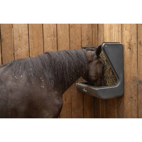 Behlen Country Poly Pro Wall Feeder