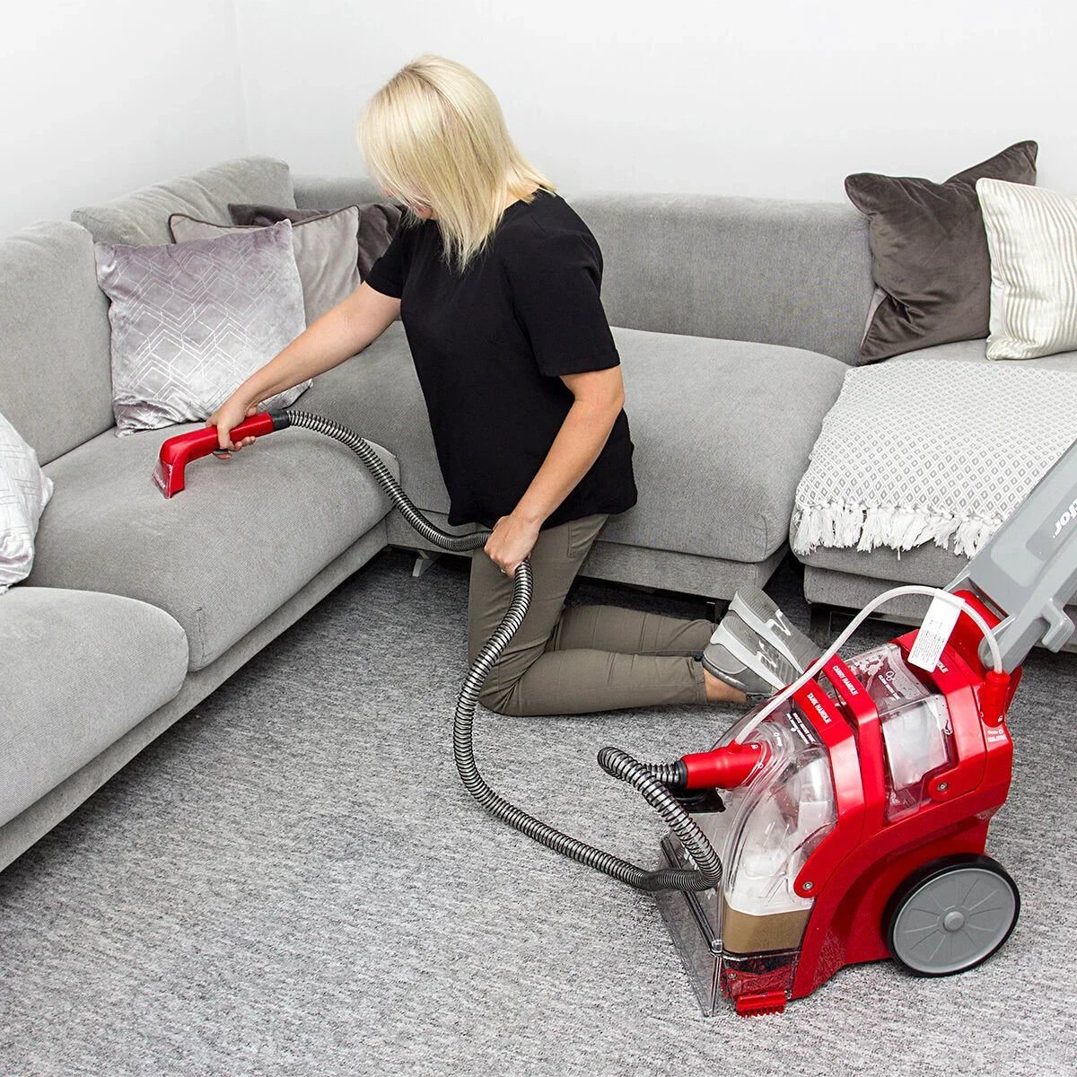 Deep Carpet Cleaner with 2 x 1L Carpet Detergent
