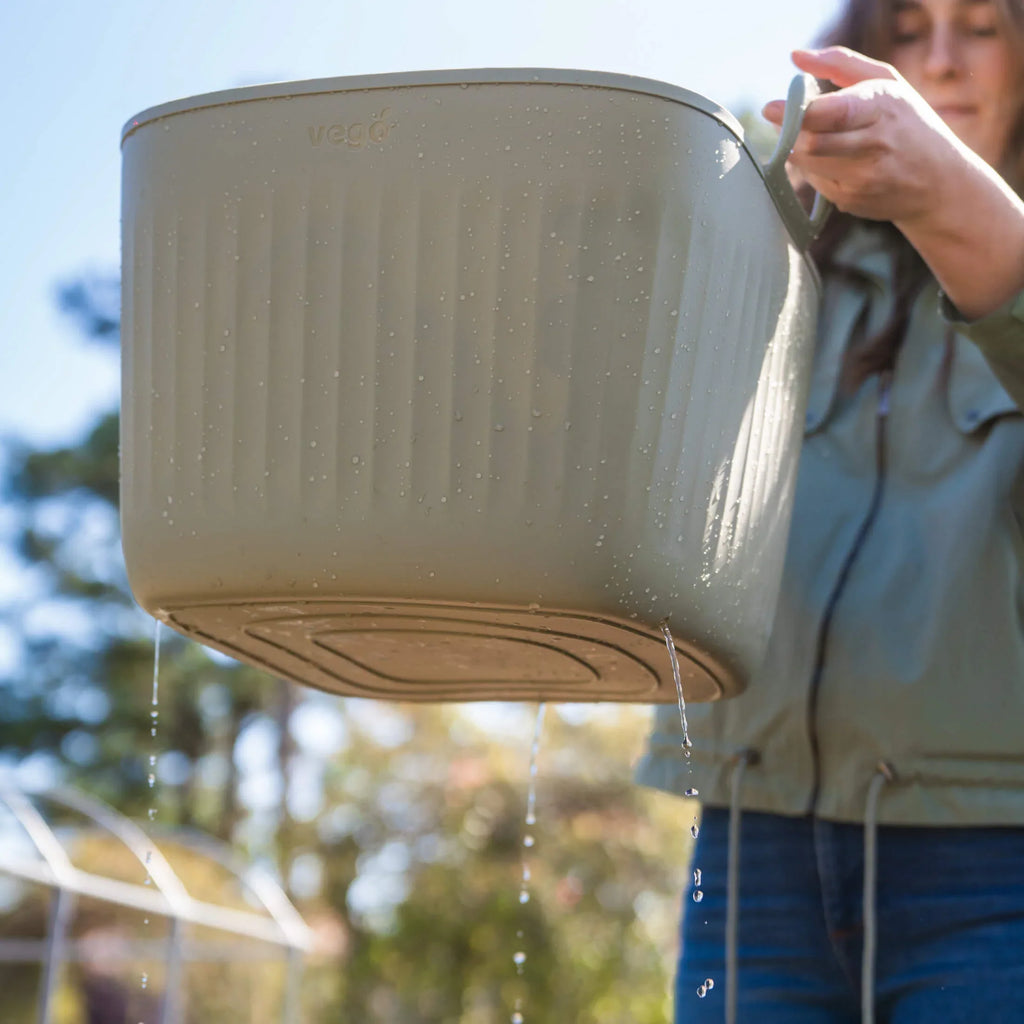 Vego FlexTrug - 8 Gallon Tub | Sage Green
