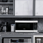 Galanz 1.1 cu ft 1000W Countertop Microwave Oven in White with One Touch Express Cooking