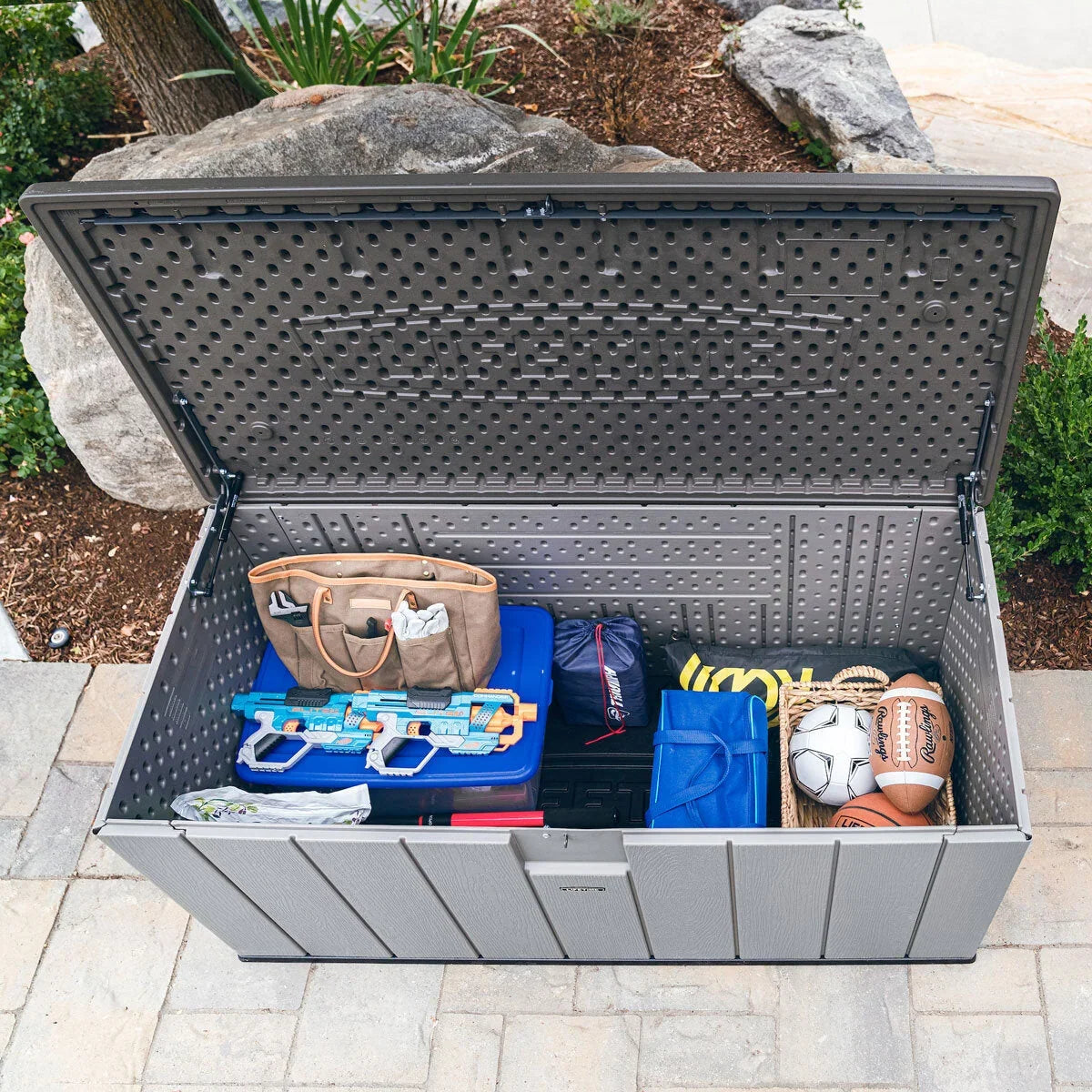 568-Liter Outdoor Storage Deck Box - Model 60384U